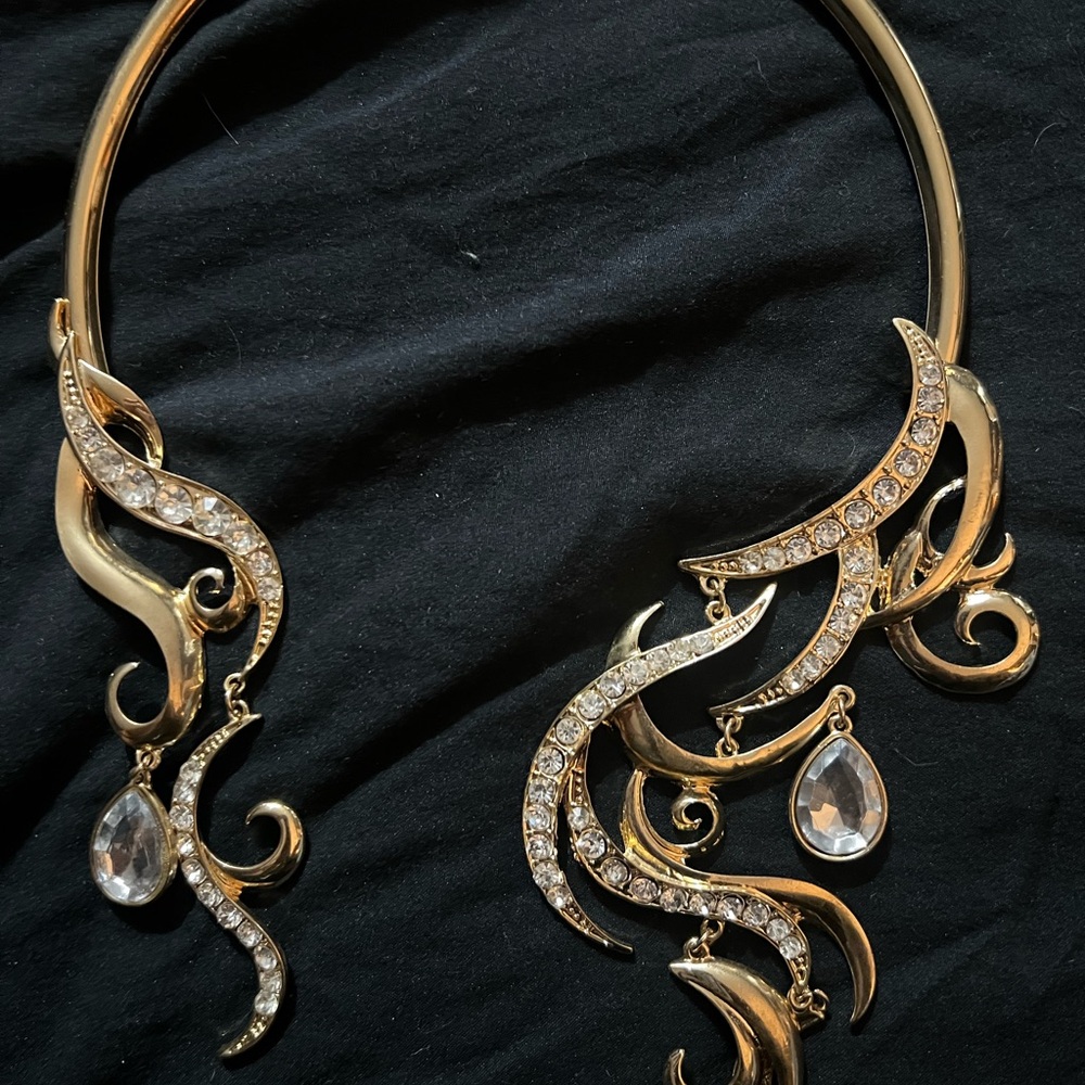 Elegant Gold and Silver Women's Necklace